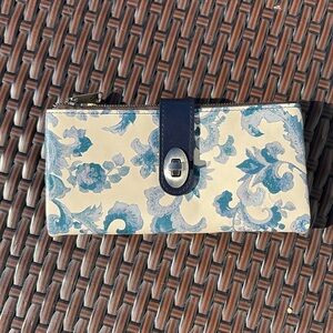 Patricia Nash Annesley Leather BiFold Wallet Renaissance Revival Blue Cream